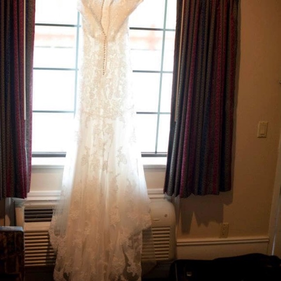 Maggie Sottero Wedding Dress - Picture 4 of 4